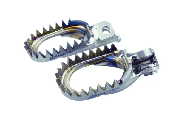 Scar Titanium Footpegs – Anti-Mud Footpegs